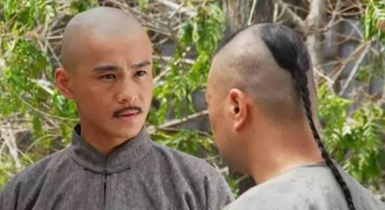 被电视剧骗了?满人的金钱鼠尾辫太丑,连皇帝都偷偷蓄发