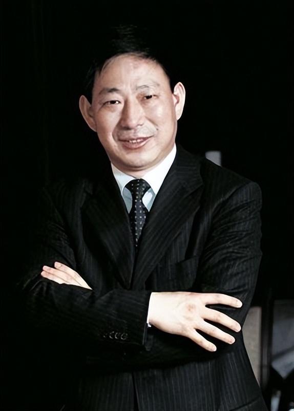 太平洋建设集团有限公司创始人,严介和简历