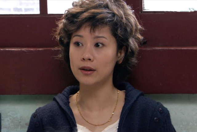 《双面胶》:李亚平与女同事“暧昧”,暴露的不是花心,而是阴毒