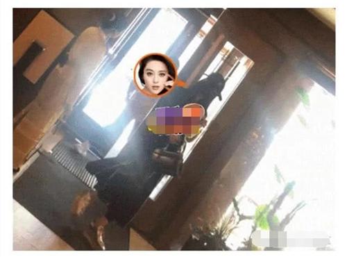 范冰冰李晨分手后秘密约会,亲切交谈分开时依依不舍