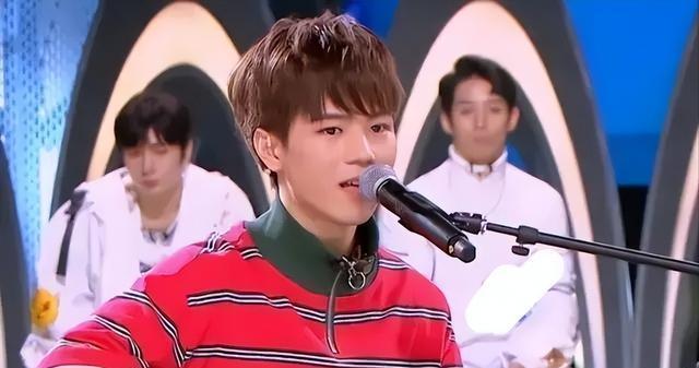 4位最成功的变形记主角：有人当武警，有人成顶流，个个今非昔比