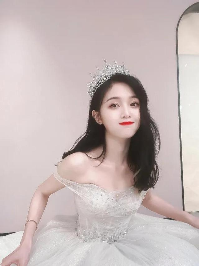 仙女头像：（一）绝对是火箭少女11人的最美最飒的头像