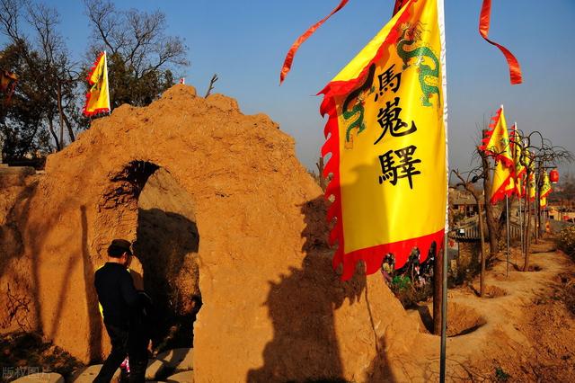 杨贵妃马嵬驿被缢杀,逼死她的真正凶手是谁?绝不是哗变禁军士兵