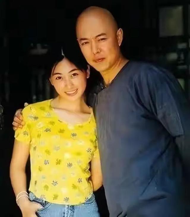 揭秘!娱乐圈女星雅琪与张铁林的隐秘情史,她如何重获新生?