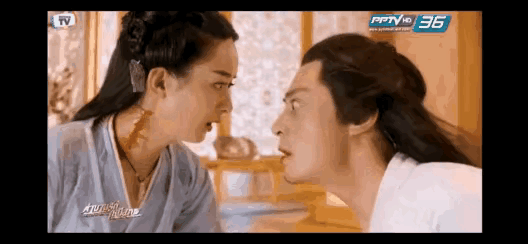 花千骨删减剧情好精彩 小骨错把竹染认成师傅 尊上醋意大发强吻千骨