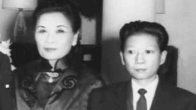 1946年，孔令俊遭龙云儿子调戏，双方拔枪互射，二小姐冲在最前