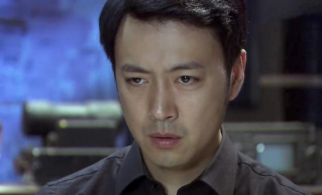 看了《渗透》原著,才懂齐公子为什么一直都看不惯许忠义了