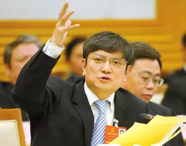 最牛愤青教授郑强：大骂媚外！科学无国界，那中国谁来建设？