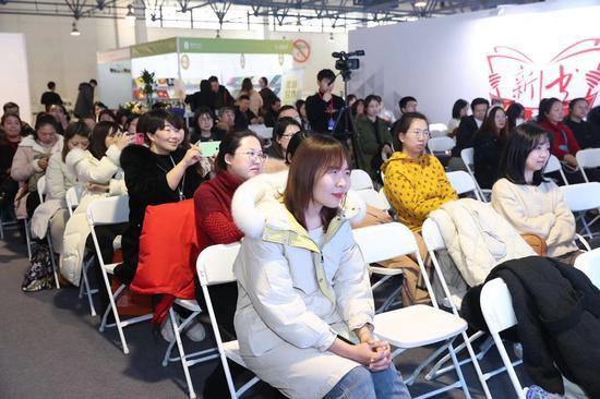 “星空世界精选图画书”新书推介会在京举办
