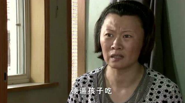 赵本山最帅的徒弟：32岁上大学，现在成教授，与老婆低调恩爱23年