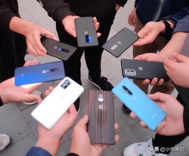 为什么现在年轻人都不换手机了？