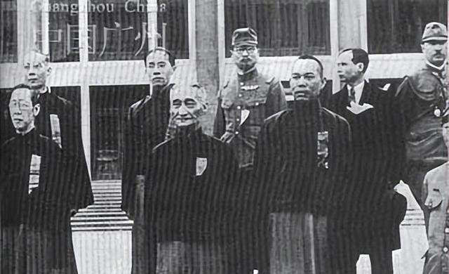 1945年，北京、广州等地汉奸被处决真实录像，临刑前汉奸哭喊求饶