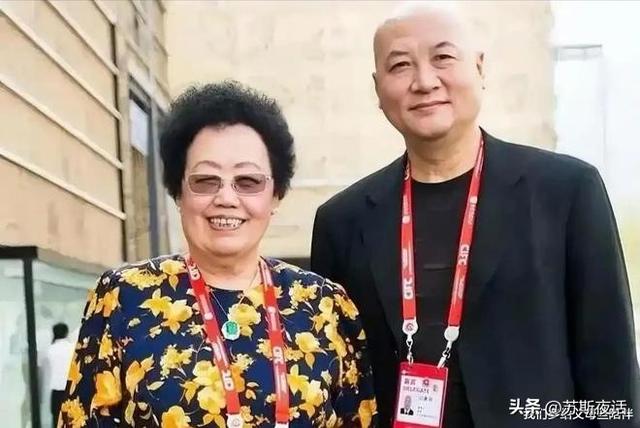 迟重瑞为何三次拒绝陈丽华？直到母亲生病住院，他才终于改变决定