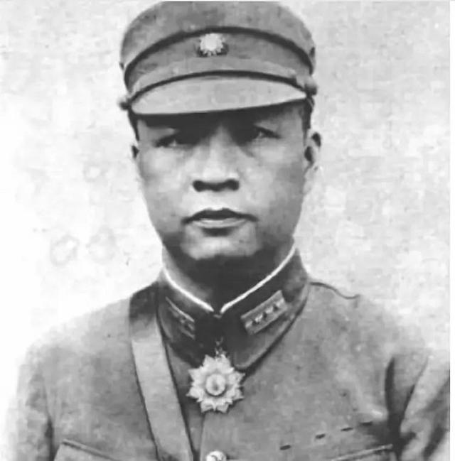 民国年间,莫秀英结婚6年未孕被抛弃,改嫁后却连生11子