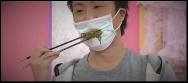 郑中基隔11年公开向椋名凛道歉 当年唱《无赖》的他成居家暖男