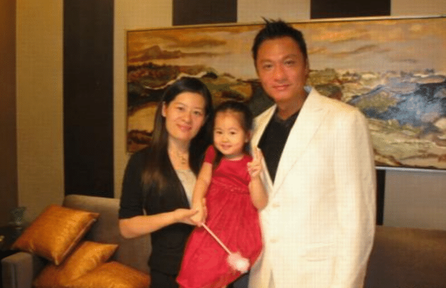 他被称为“香港第一美男”,曾拒绝林青霞表白,如今被妻子抛弃