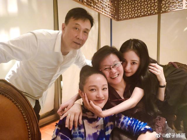 陈坤杨幂同祝周迅生日快乐,《画皮2》小唯与雀儿七年相聚