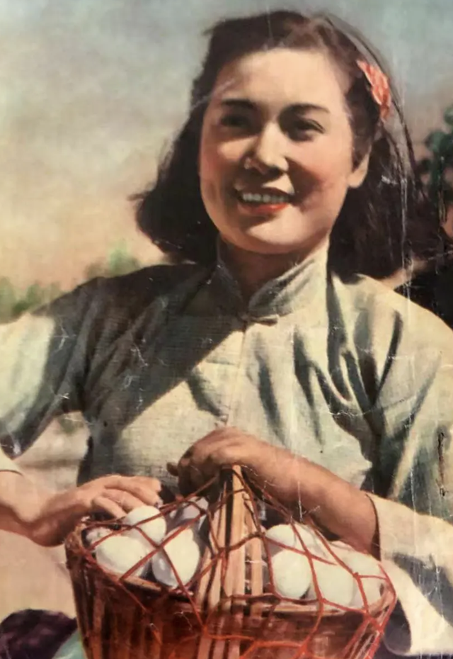 秦怡离世：看着丈夫、儿子和妹妹相继去世，晚年坚强活成传奇