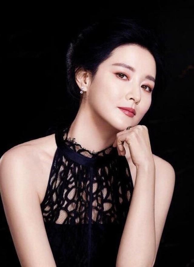 2001年，沈银河紧急悔婚轰动一时，真相直至李英爱结婚才浮出水面