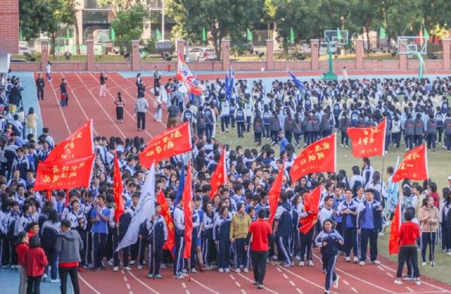 花样竞技！南外高中校运会“火出圈”