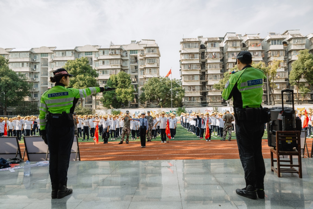 数据说话 行动表达 感官活跃,“丽斯交通课堂”带来交通安全教育超级课堂