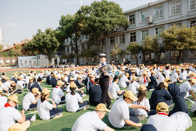 数据说话 行动表达 感官活跃,“丽斯交通课堂”带来交通安全教育超级课堂