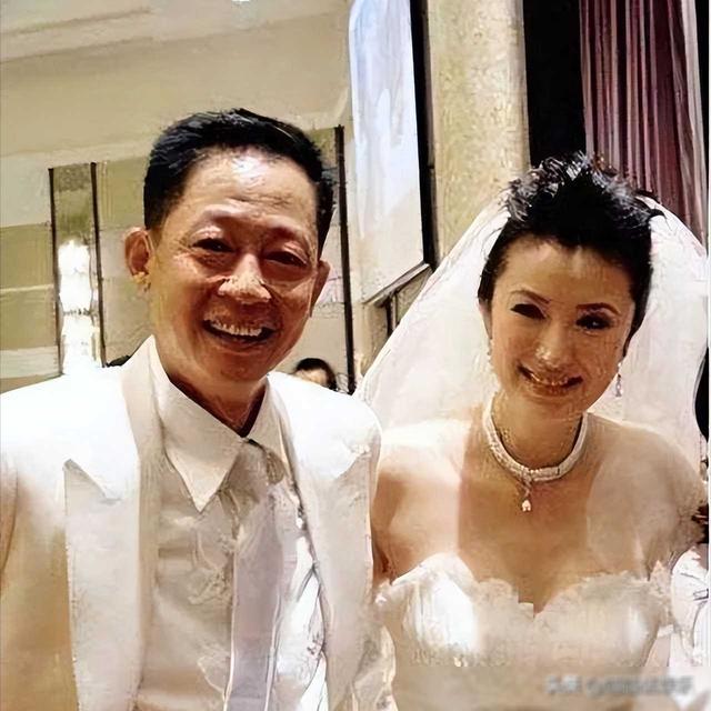 华晨宇:我爸华福雄身价100亿,王思聪:我爸王健林,身价11