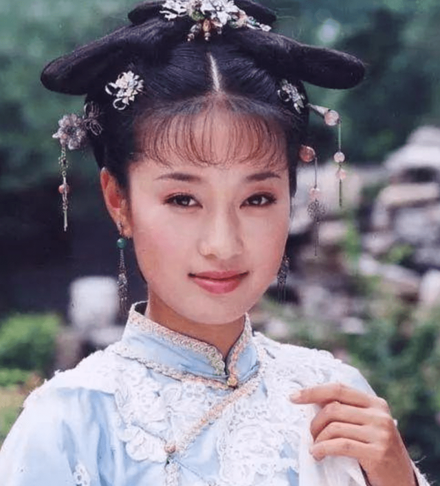 马伊琍:离婚3年人生开挂,前夫文章的处境却截然不同
