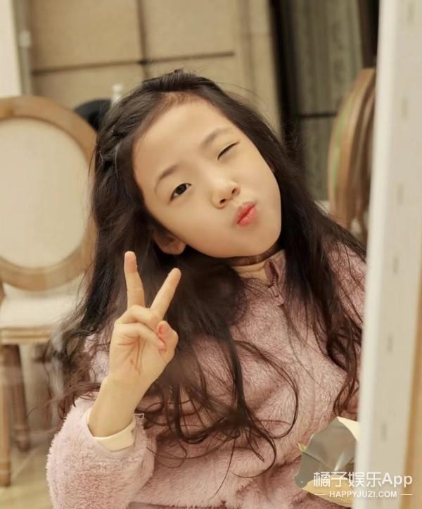 还记得《爸爸去哪儿》里的小泡芙吗?现在长这样?