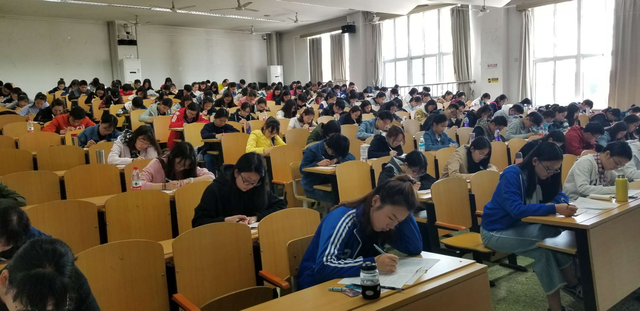最牛愤青教授郑强：大骂媚外！科学无国界，那中国谁来建设？