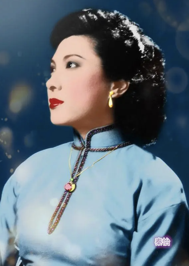 秦怡离世：看着丈夫、儿子和妹妹相继去世，晚年坚强活成传奇