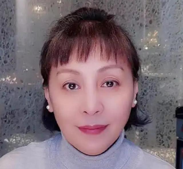 德云社人事大变动!郭德纲徒弟烧饼任副总,曹鹤阳双重身份被骂惨
