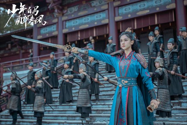 《少年白马醉春风》中八大势力的第一神兵,各是什么?