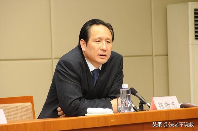 从歌唱家到囚犯！“落马老虎”的情妇罗菲，如何一步步自毁的？