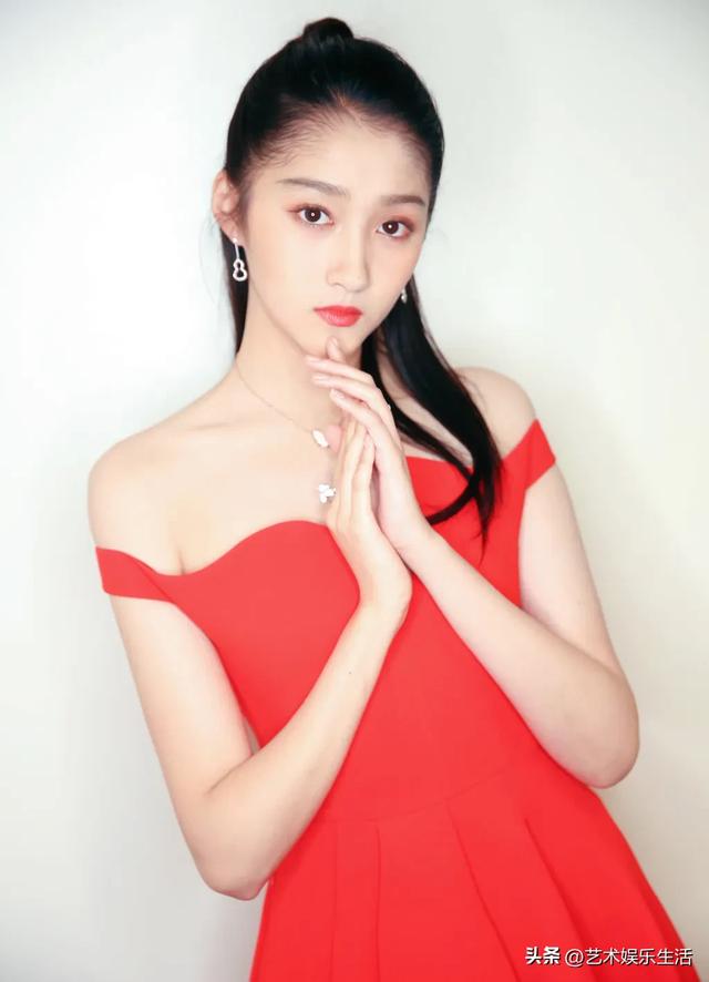 关晓彤,出演过119部影视剧