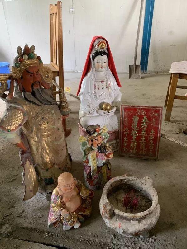 奇闻！珠海金湾某男子因偷建材入狱，刚出狱又偷神佛像求转运，结果……