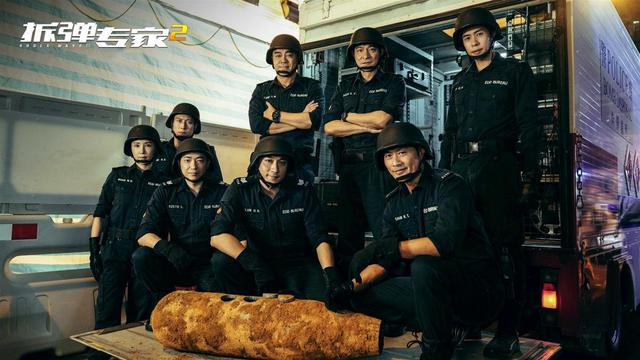 《拆弹专家2》:别为潘乘风叫冤,他本就是警队的“定时炸弹”