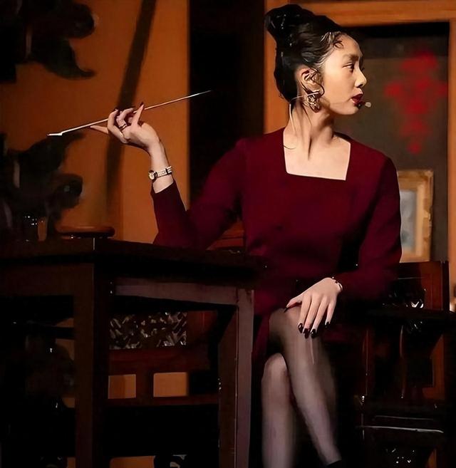 这一次，18岁“熟女”黄多多，撕开黄磊的好爸爸面具，谢娜笑了