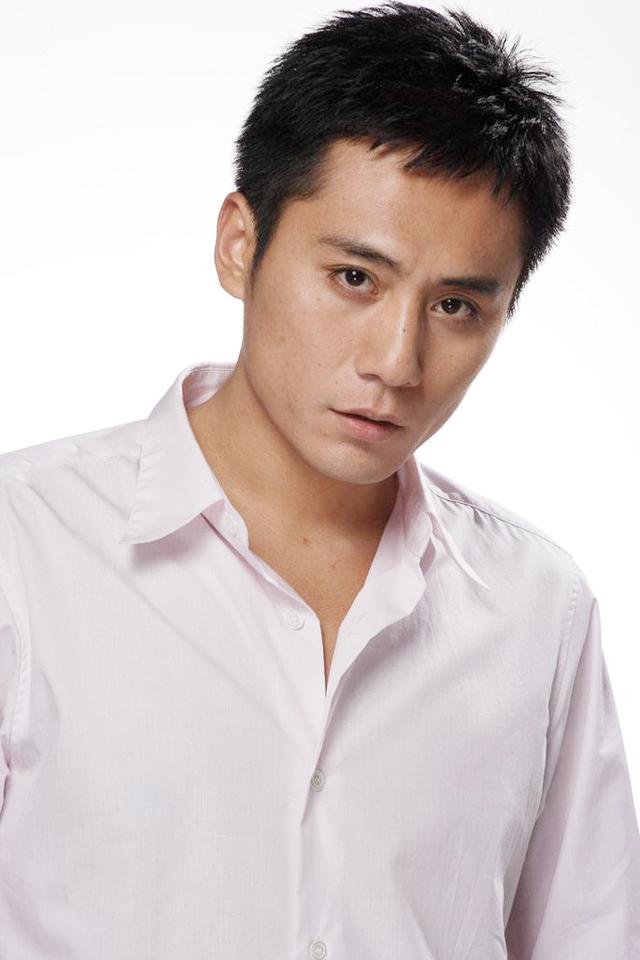 盘点:从长春走出去的3位著名“70后”男演员,人生冷暖自知