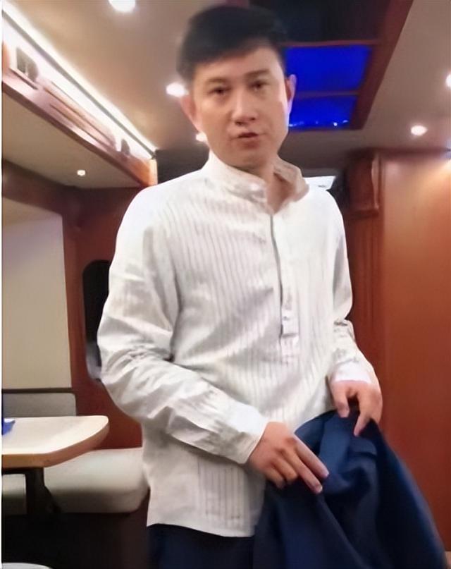 马伊琍:离婚3年人生开挂,前夫文章的处境却截然不同