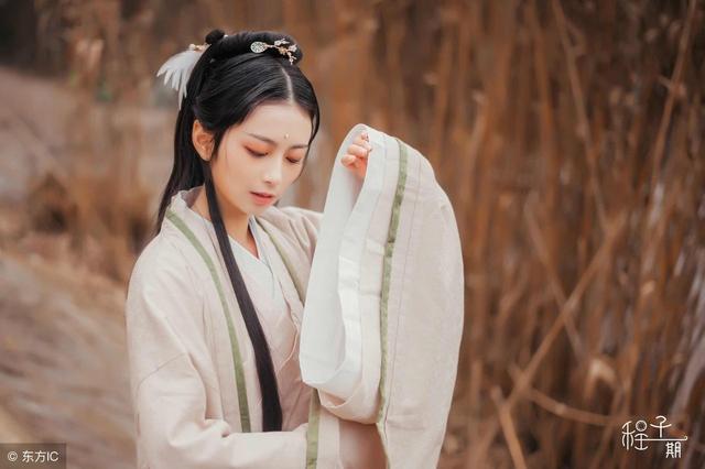 小说：她是养女，却被哥哥们一次次的惩罚。。。。。