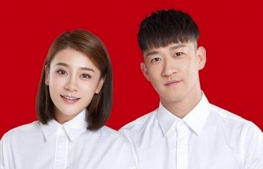 因性格不合及家庭关系等原因，相声演员曹云金宣布与妻子离婚，未来共同抚养女儿