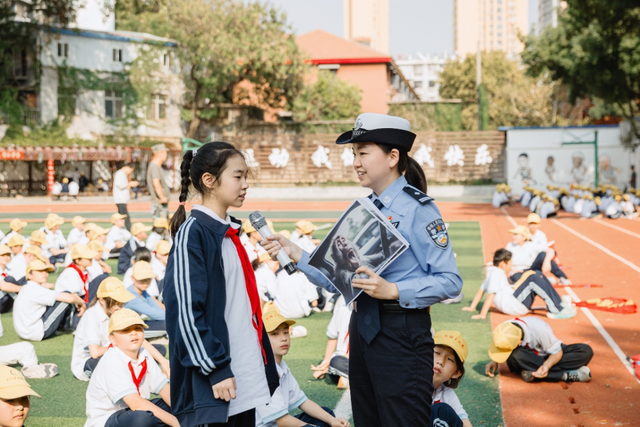 数据说话 行动表达 感官活跃,“丽斯交通课堂”带来交通安全教育超级课堂