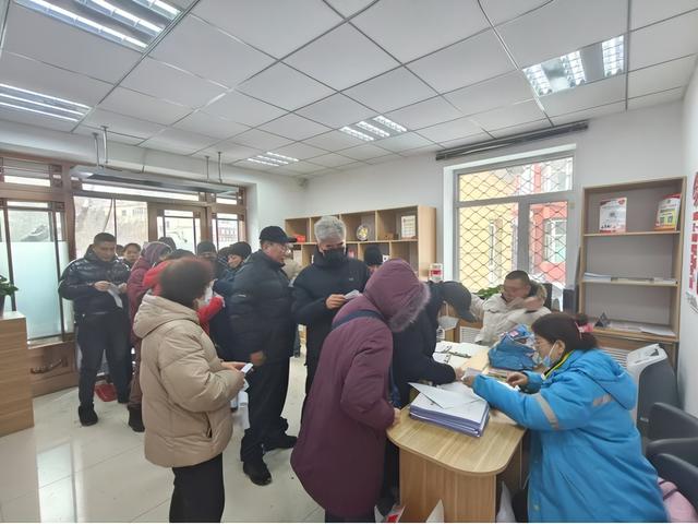 “再不用扛着煤气罐了！”哈尔滨市这栋老楼终于通了天然气
