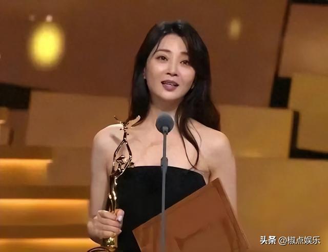 女星殷桃为情所伤，迷倒5个男人后，为何43岁还不结婚不生孩子？