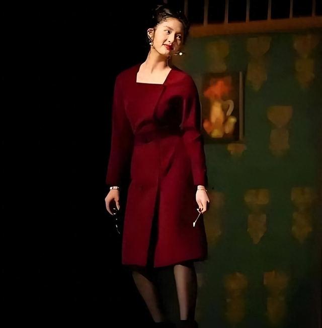 这一次，18岁“熟女”黄多多，撕开黄磊的好爸爸面具，谢娜笑了