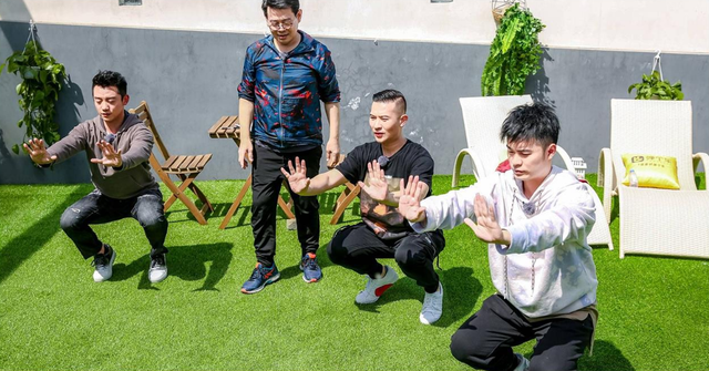陈赫寝室4个人火了3个，为什么不帮剩下那个？郑恺：真心带不动