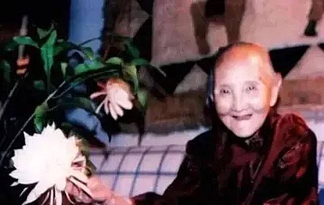 李昌钰:我一生什么都不怕,连美国总统都不怕,但我怕我的妈妈