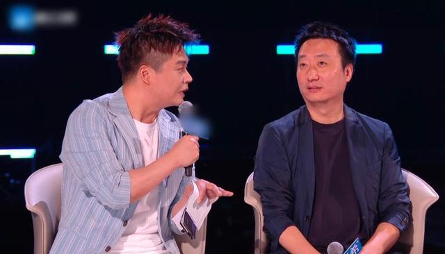 华少缺席2022《好声音》,新晋主持人为什么是沈涛而不是伊一
