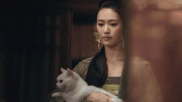 《雪中悍刀行》鱼幼薇为何被称为奶甲?低头不见脚尖已是人间绝色